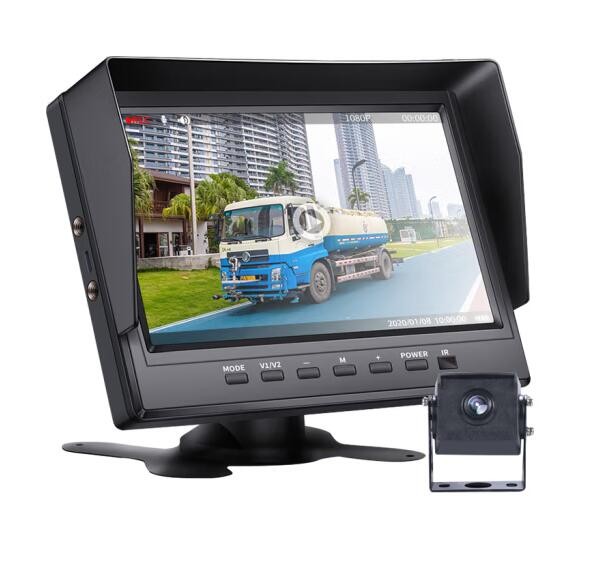 行车记录仪 诺安跃 T8001 专车专用式 按键式 10英寸
 专车专用四路摄像头