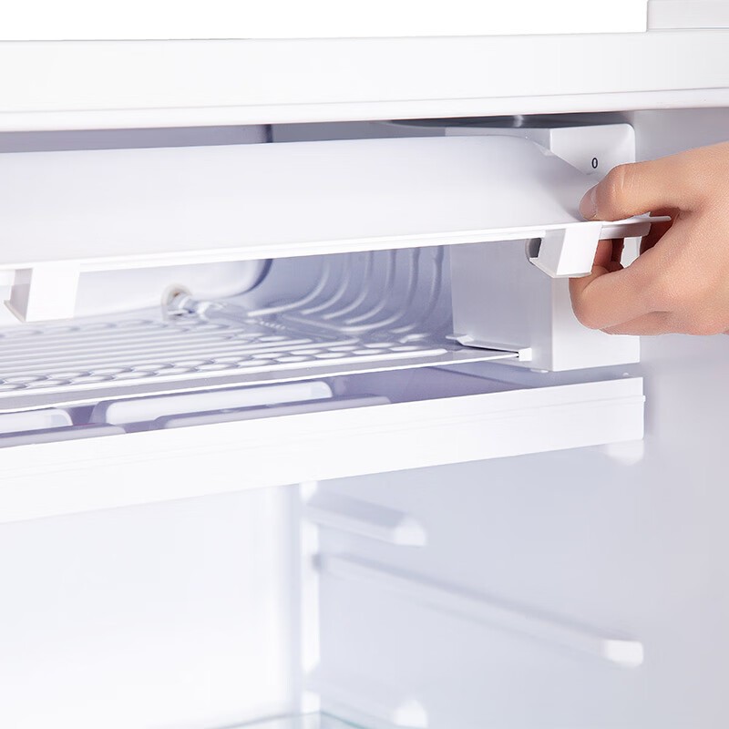 电冰箱 TCL BC-91RA 单门 100L及以下 2级 旋钮控温 白色 直冷