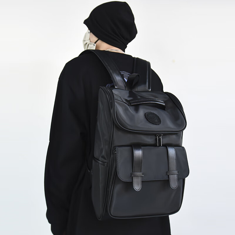 维多利亚旅行者休闲潮流书包大容量双肩包笔记本电脑包背包9135